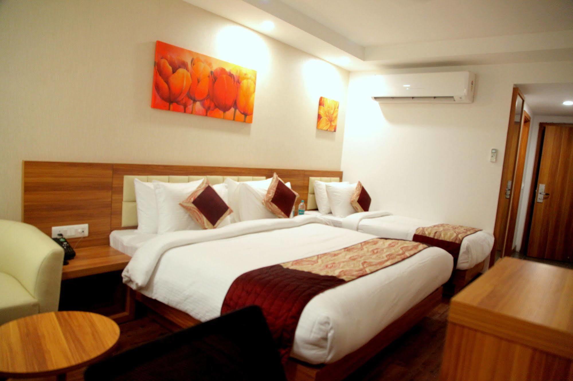 Le Roi Jammu - Near Jammu Railway Station Hotel Kültér fotó